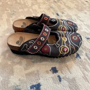 Scholl embroidered clogs